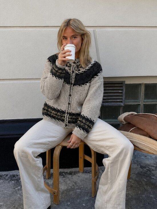 Vintage Sweaters - Vintage Knit Fair Isle Cardigan Norwegian Icelandic Button Down Cozy Comfy